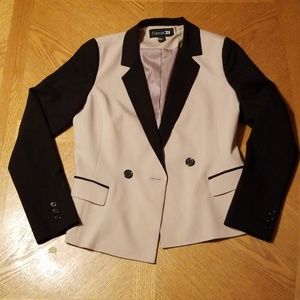 NWOT Forever 21 Two-Toned Blazer
